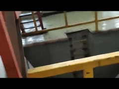 कारखाने में स्टेनलेस स्टील कॉइल फ्लैट प्रोसेसिंग की स्पॉट शूटिंग